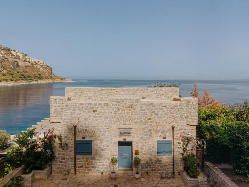 Kourmas Rooms — Unknown City — photo 3