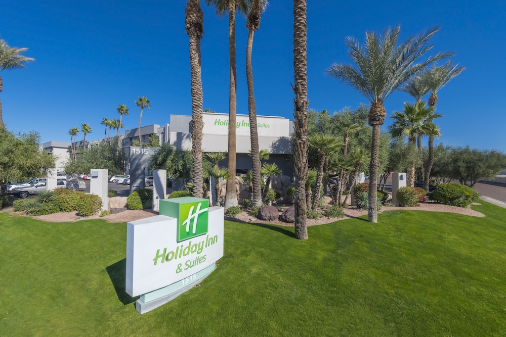 Holiday Inn & Suites Phoenix Airport North an IHG Hotel - featured photo