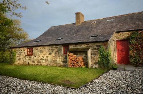 The Longhouse - last minute hotel in Pwllheli