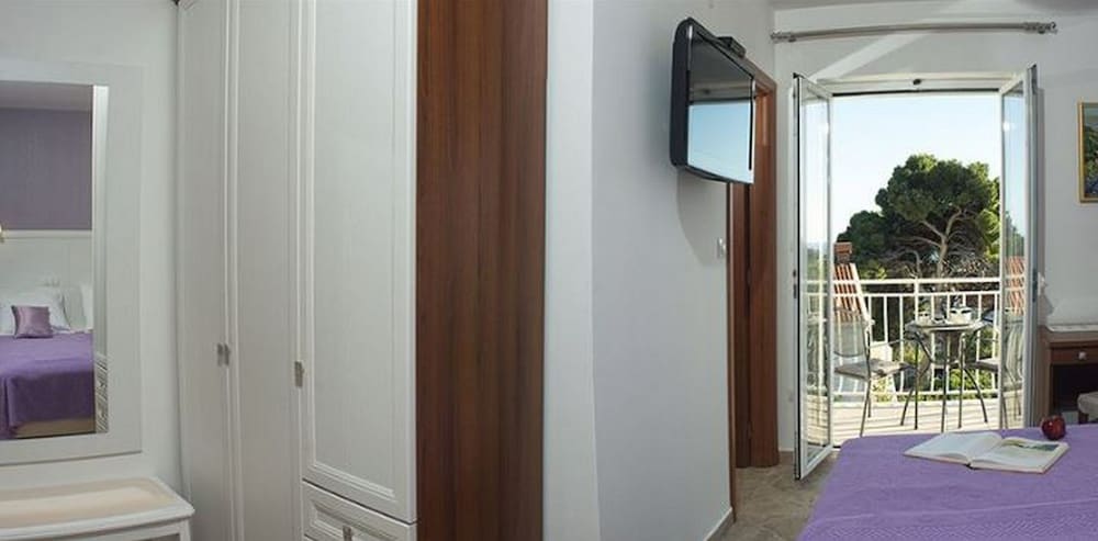 Apartments Milka Miho