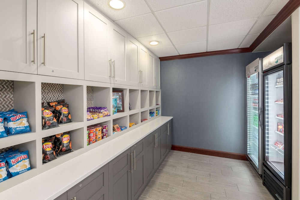Homewood Suites by Hilton Philadelphia Mt. Laurel - photo 30