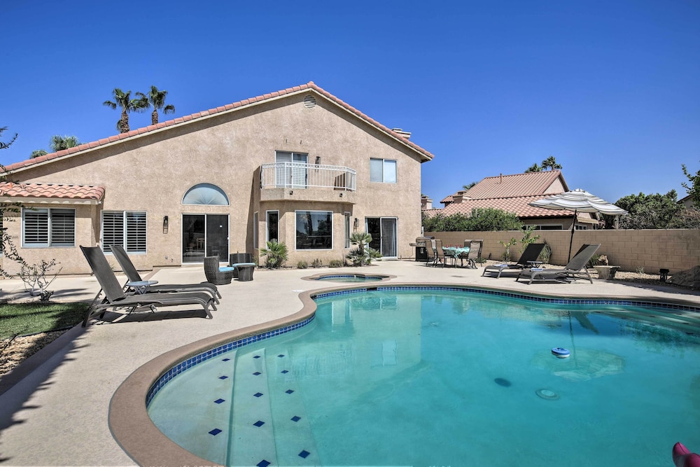 Upscale Palm Desert Oasis W Bbq Near Golf — Palm Desert