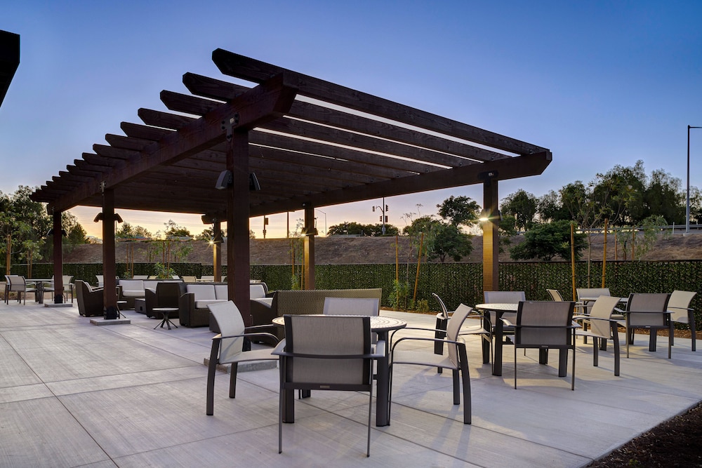 Holiday Inn Express & Suites Ontario Chino Hills by IHG - photo 51