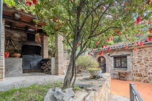 Cal Manyà - carbon neutral hotel in Susqueda