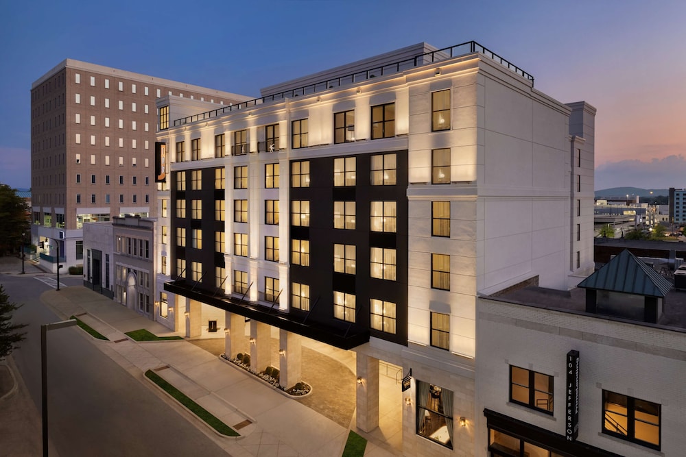 106 Jefferson Huntsville Curio Collection by Hilton — 4-Star Luxury Hotel in Huntsville, United States