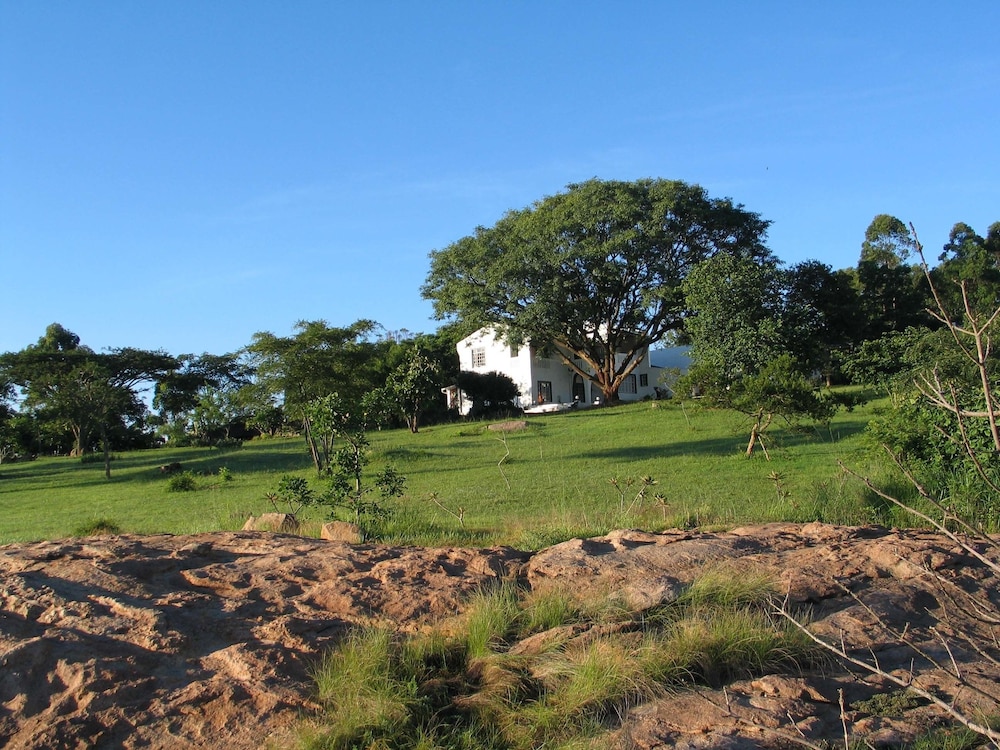 White House Lodge — 4-Star Luxury Hotel in Nelspruit, South Africa