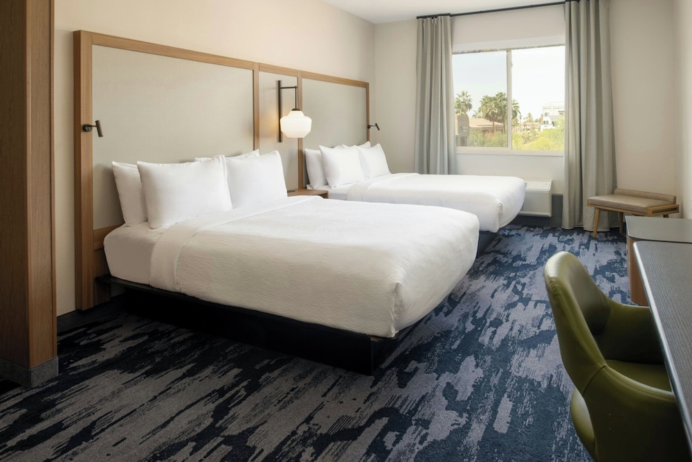 Fairfield Inn & Suites by Marriott Scottsdale Old Town - photo 6