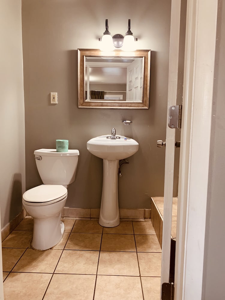 Red Carpet Inn Norristown - photo 20