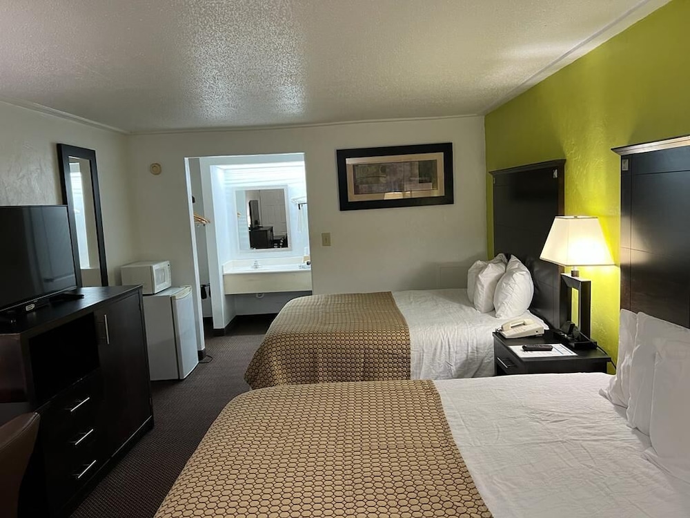 Driftwood Inn - photo 6