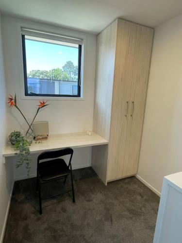 Stylish 1 Bed 1 Bath Retreat — 4-Star Luxury Hotel in Auckland, New Zealand