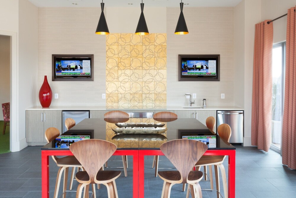 Global Luxury Suites At Hidden Creek - photo 38