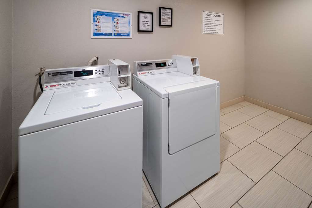 Microtel Inn & Suites by Wyndham Tracy - photo 47