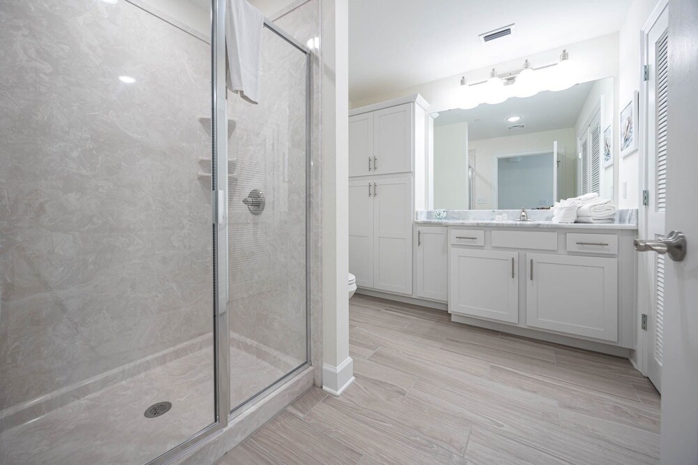 Phoenix Gulf Towers 2106 2 Bedroom Condo - photo 18