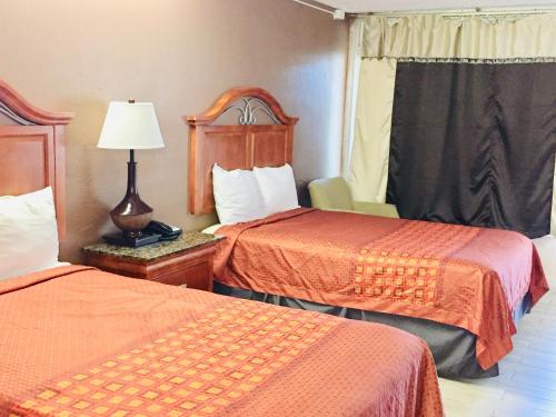 Masters Inn Tampa East - photo 4