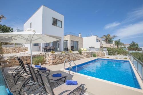 Esprit Villa 30