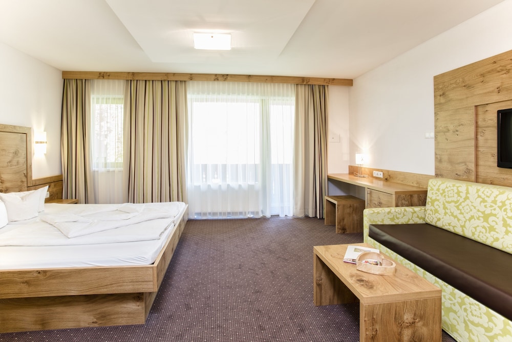 Ferienhotel Aussicht — Finkenberg — photo 5