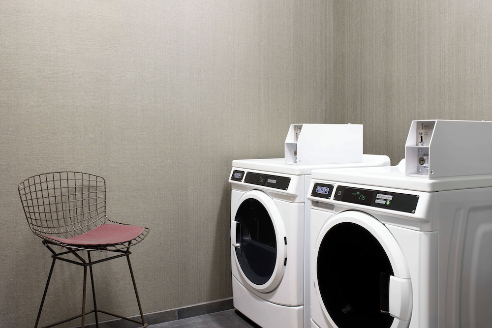 Courtyard by Marriott Denver Aurora - photo 15