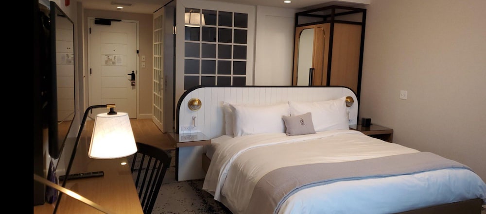The Brenton Hotel - photo 15