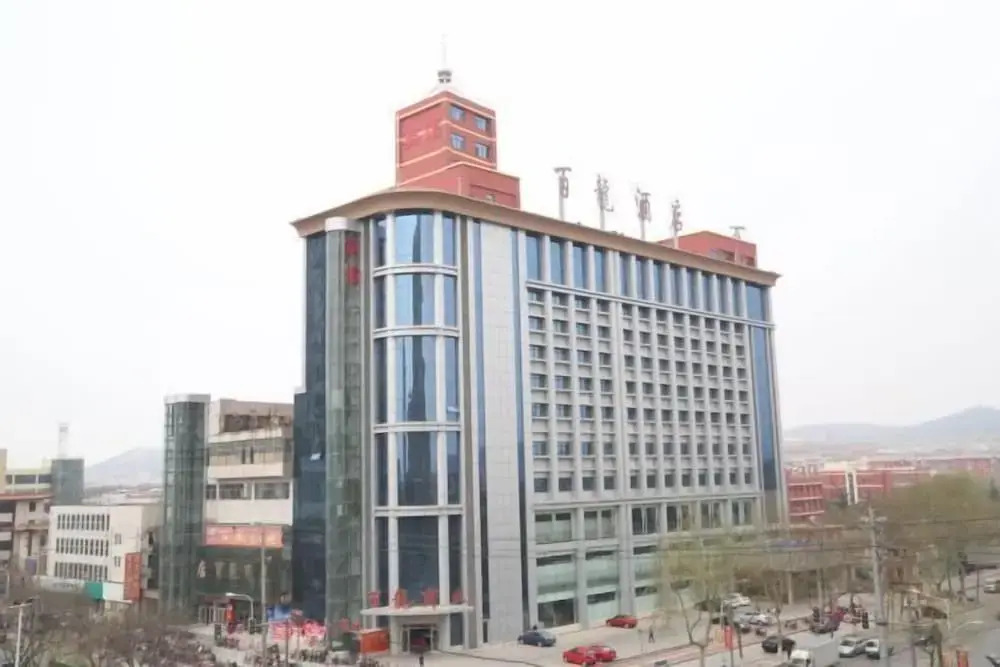 Bailong Hotel — hotel in Pingyin