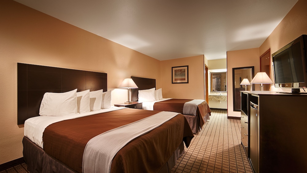 Quality Inn Three Rivers - photo 11