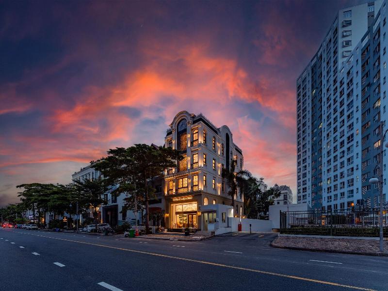Golden Sun Apartment & Hotel — 4-Star Luxury Hotel in Ho Chi Minh City, Vietnam
