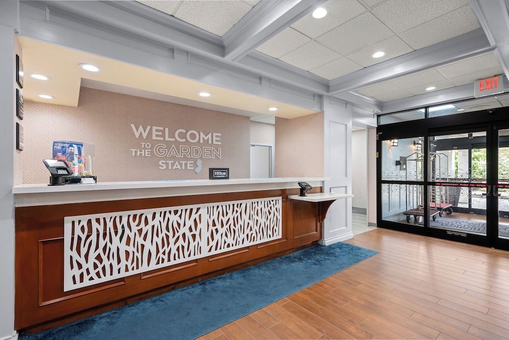 Hampton Inn Bordentown - photo 3