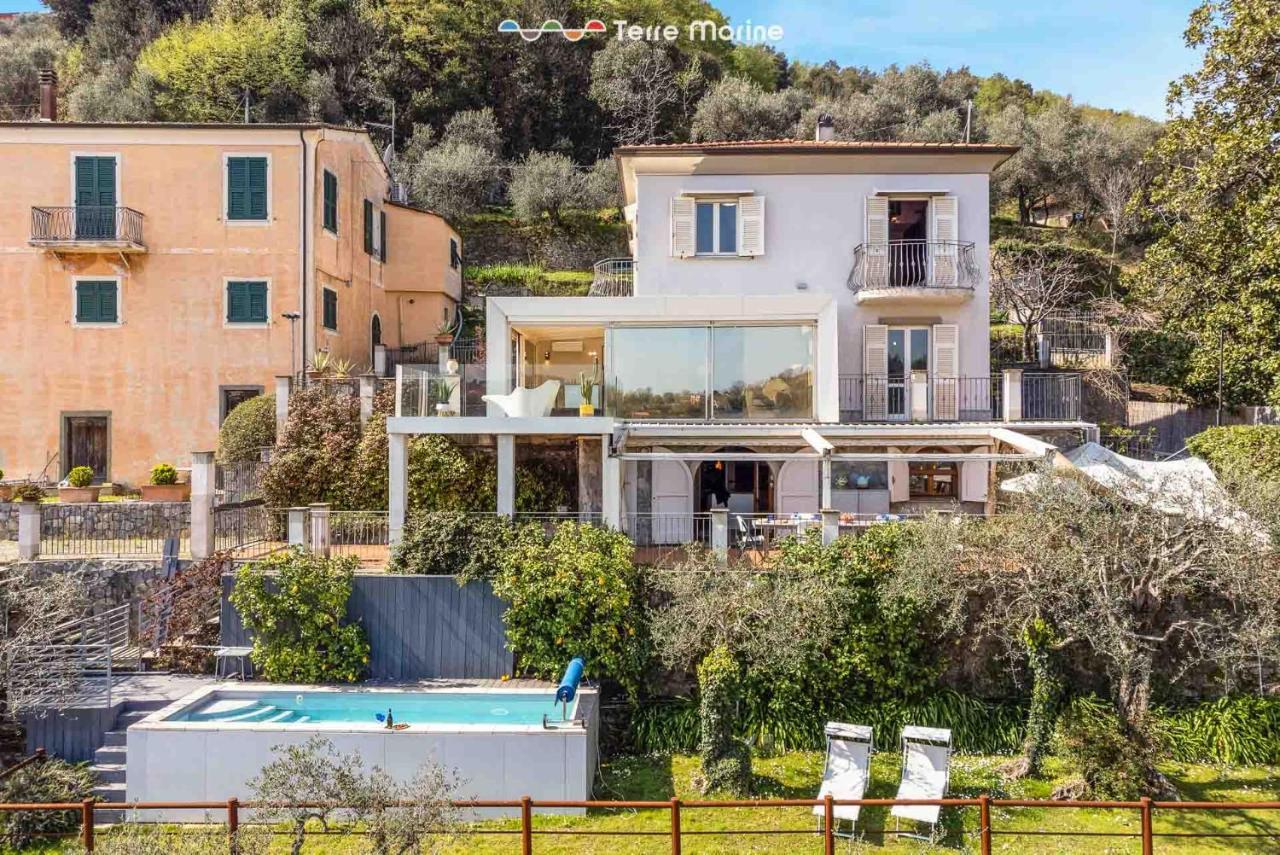 Villa Bianca Terre Marine — 4-Star Luxury Hotel in La Spezia, Italy