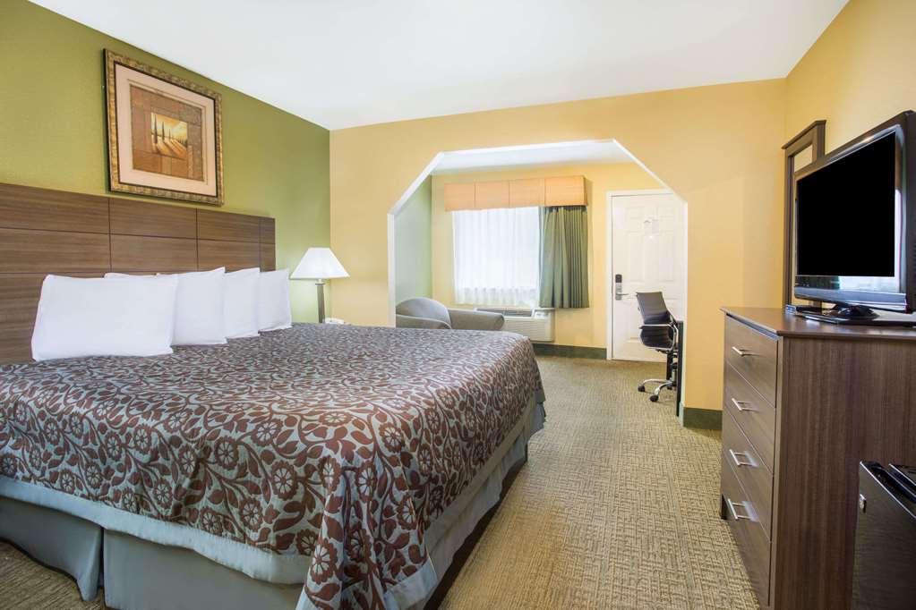 Days Inn by Wyndham Abbeville — hotel in Abbeville