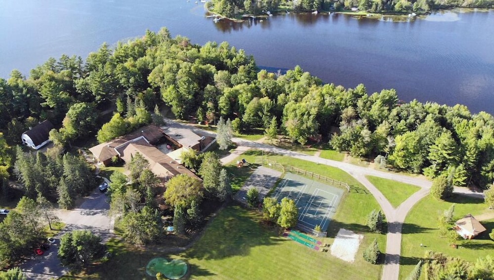 Holiday Acres Resort - photo 71
