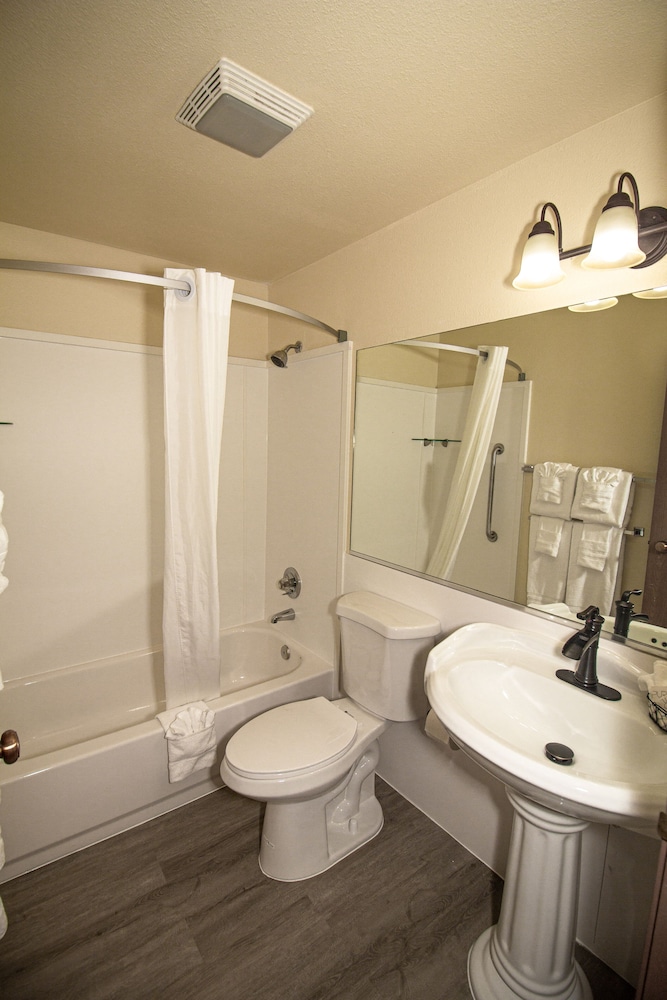 Fairbridge Inn & Suites Sandpoint - photo 27