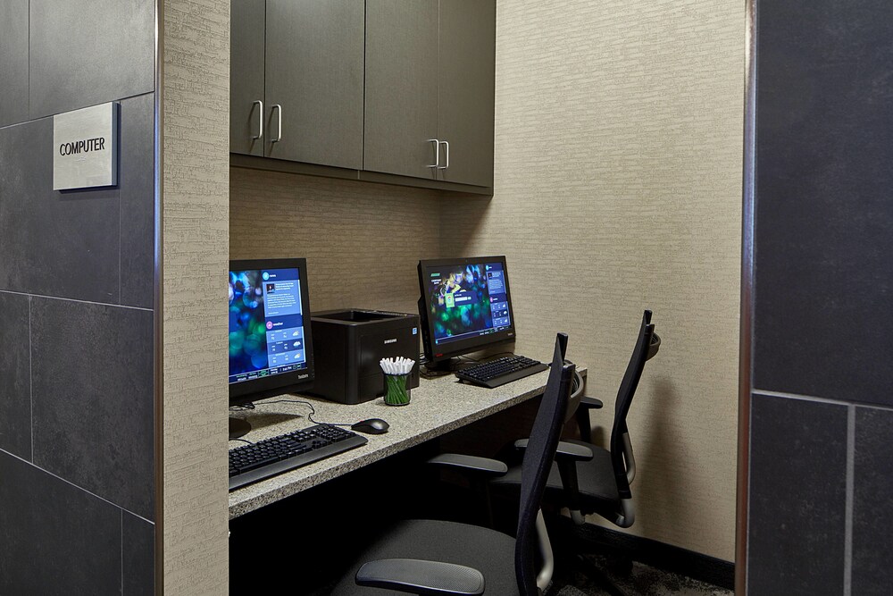 Courtyard by Marriott Minneapolis West - photo 35