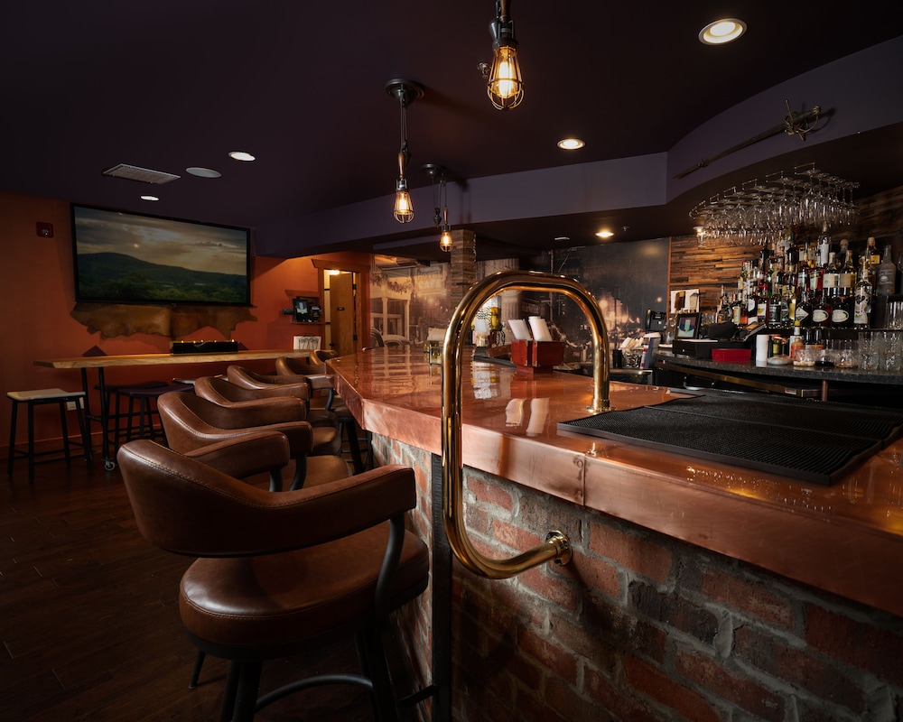 The Horton Hotel and Rooftop Lounge - photo 56