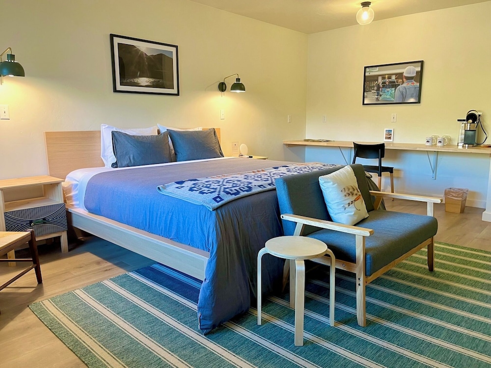 Steelhead Inn - photo 4