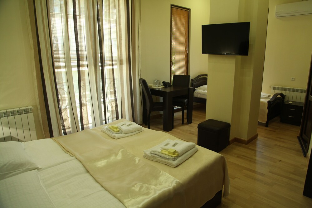 Daniel Boutique Hotel — Yerevan — photo 4