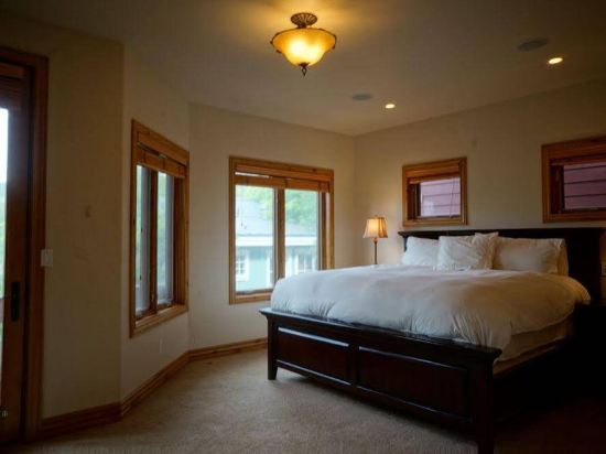 Abode On Lowell - photo 19