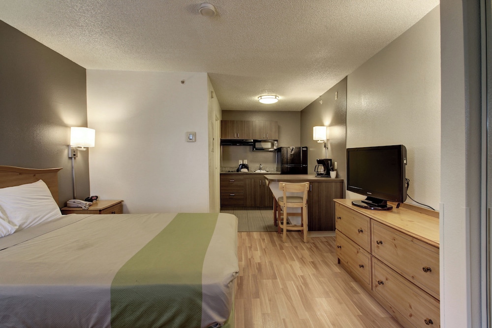 Econo Lodge Murray - photo 12