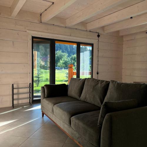 Chalet PidStromom — 4-Star Luxury Hotel in Vorokhta, Ukraine