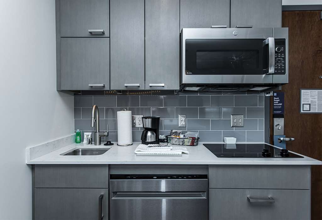 Hyatt House Rochester Mayo Clinic Area - photo 9