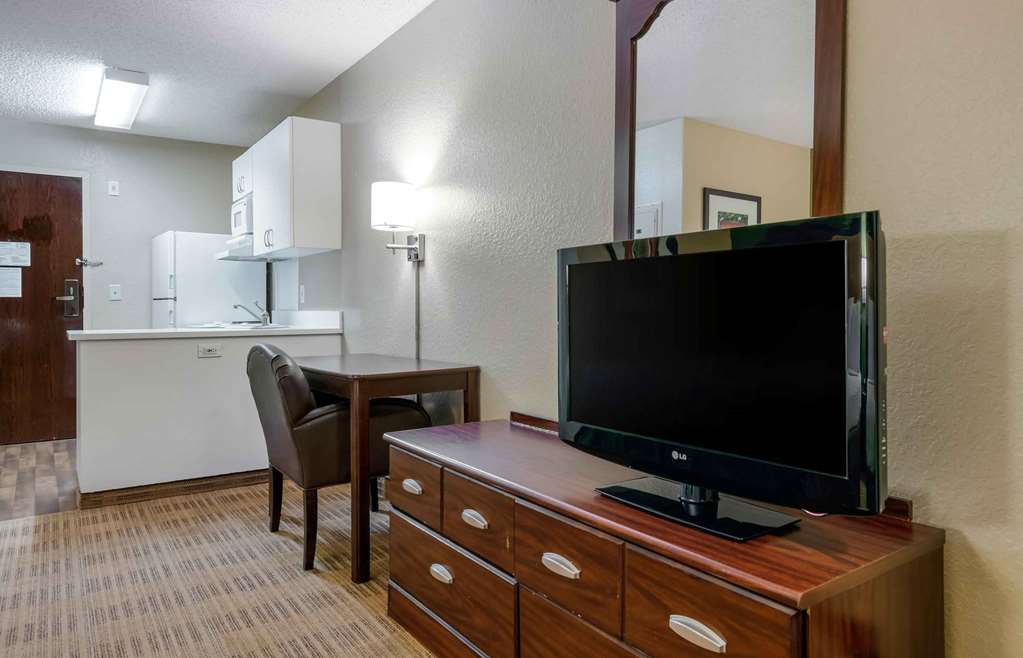 Extended Stay America Select Suites Orlando Conven Ctr Sports Complex - photo 17