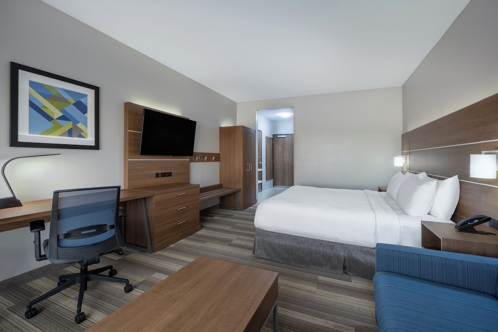 Holiday Inn Express & Suites Gilbert Mesa Gateway Airport by IHG - photo 19