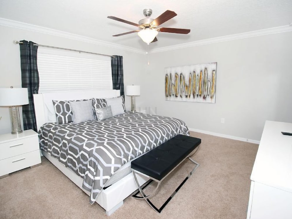Fv62887 Paradise Palms 4 Bed 3.5 Baths Townhome - photo 3