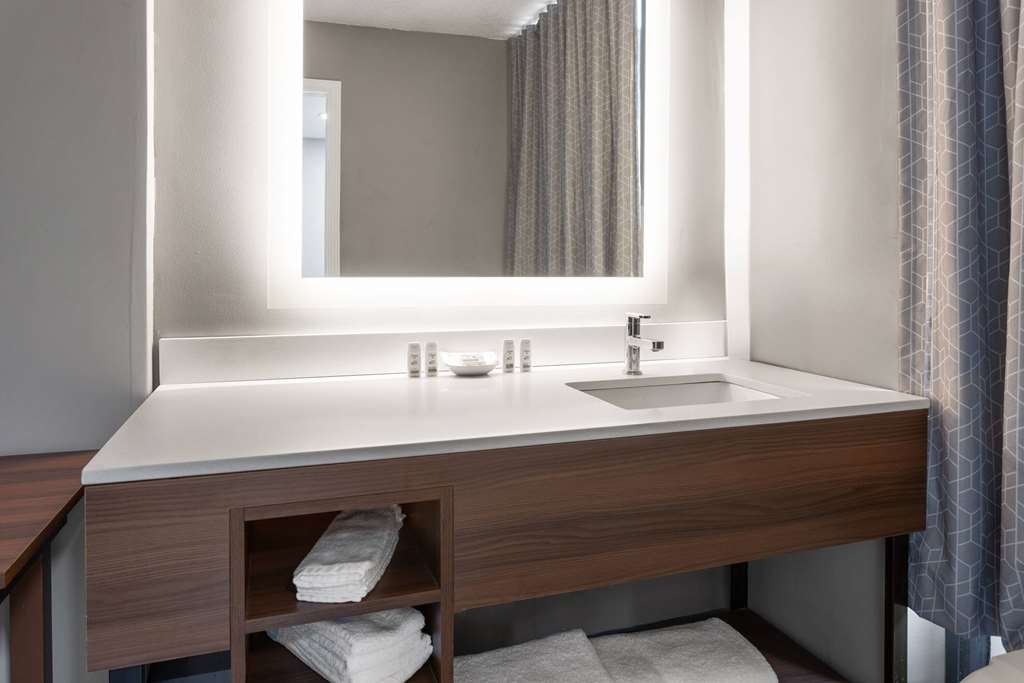 Hawthorn Extended Stay By Wyndham Columbia Ft. Jackson - photo 26