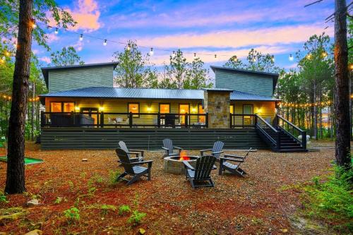 Sleeps 22 9 Hole Mini Golf Amenities Lake — Broken Bow — photo 3