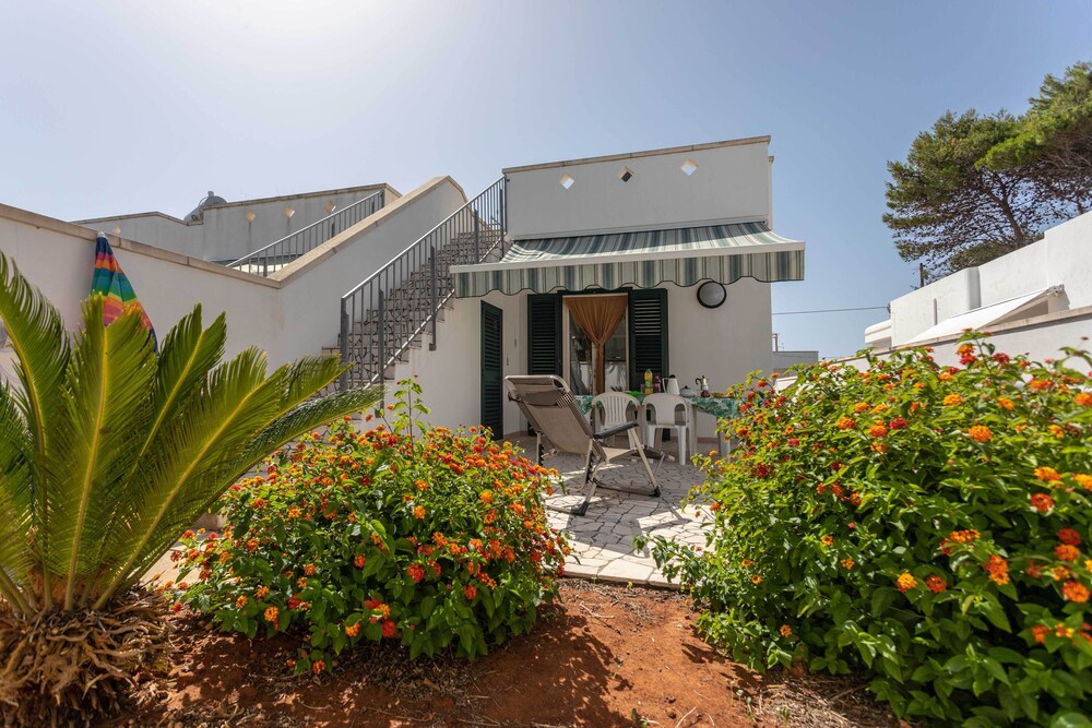 Villetta Sunny — 4-Star Luxury Hotel in Taviano, Italy