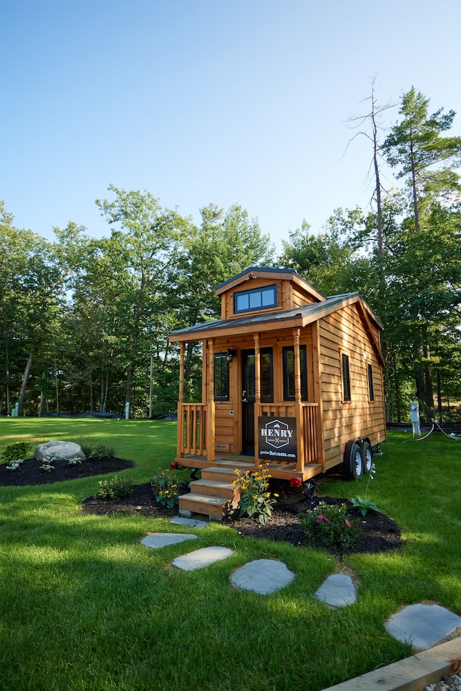 Tuxbury Pond Camping Resort Cottage - photo 8