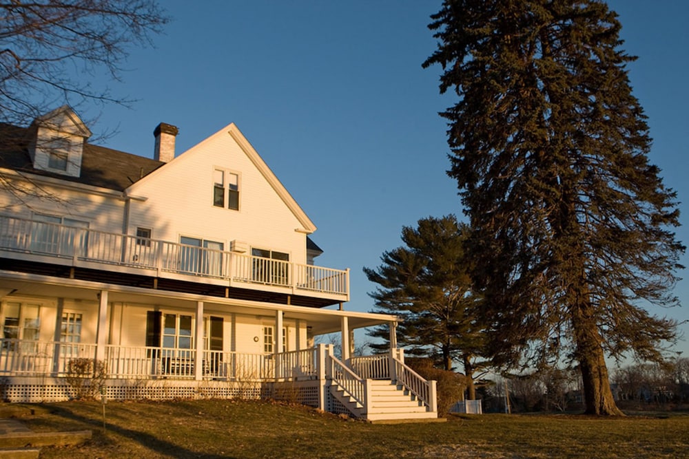 Dockside Guest Quarters & Restaurant - photo 122