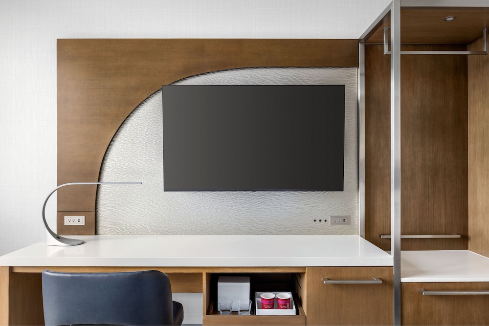 Marriott New York JFK Airport - photo 11