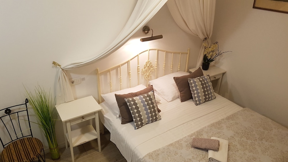 Orlando City Centre - carbon neutral hotel in Split