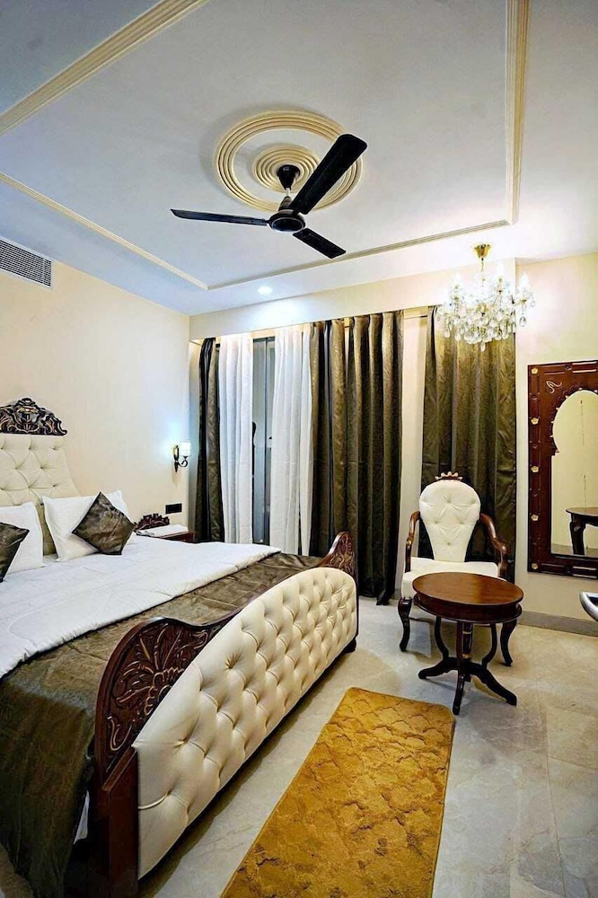 Hotel Shringar Mahal - last minute hotel in Vrindavan