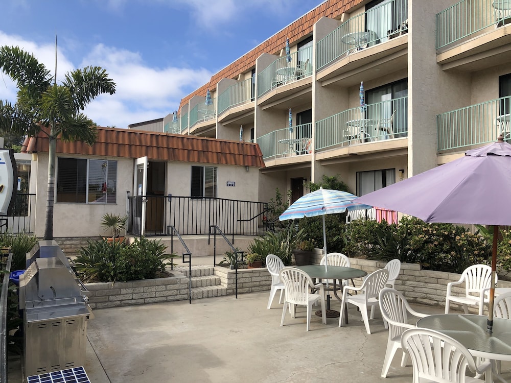 Moonlight Beach Motel - photo 30